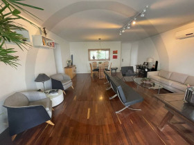 Apartamento com 4 Quartos à Venda, 210 m² em Morumbi - São Paulo
