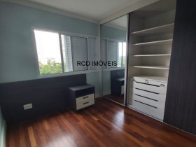 Apartamento com 4 Quartos à Venda, 136 m² em Jardim Arpoador - São Paulo