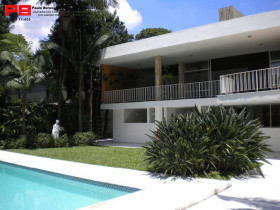 Casa com 4 Quartos à Venda, 850 m² em Morumbi - São Paulo