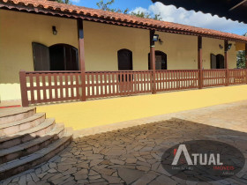 Casa com 2 Quartos à Venda, 190 m² em Portão - Atibaia