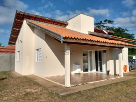 Casa com 2 Quartos à Venda, 1.500 m² em Portal Das Colinas - Bofete