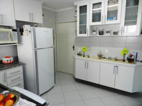 Apartamento com 3 Quartos à Venda, 115 m² em Aclimação - São Paulo