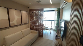Apartamento com 2 Quartos à Venda, 65 m² em Praia Do Canto - Vitória