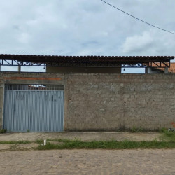 Casa com 3 Quartos à Venda, 300 m² em Esplanada - Teresina