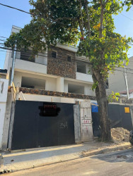 Casa com 3 Quartos à Venda, 165 m² em Parque Das Nações - Santo André