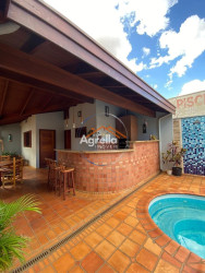 Casa com 3 Quartos à Venda, 270 m² em Jardim Camargo - Mogi Guaçu