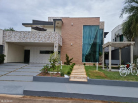 Casa de Condomínio com 4 Quartos à Venda, 355 m² em Nova Esperança - Porto Velho