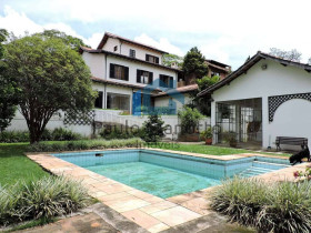 Casa de Condomínio com 4 Quartos à Venda, 443 m² em Granja Viana - Jandira