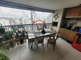 Apartamento com 2 Quartos à Venda, 144 m² em Campo Belo - São Paulo