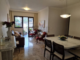 Apartamento com 3 Quartos à Venda, 105 m² em Moema - São Paulo