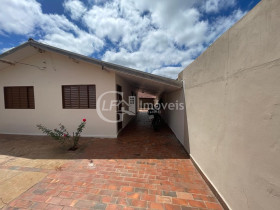 Casa com 3 Quartos à Venda, 250 m² em Parque Dos Novos Estados - Campo Grande