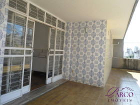 Casa com 3 Quartos à Venda, 300 m² em Santo Antonio - Belo Horizonte