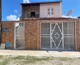 Casa com 4 Quartos à Venda, 214 m² em Passaré - Fortaleza