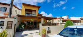 Casa com 4 Quartos à Venda, 250 m² em Vila De Abrantes (abrantes) - Camaçari