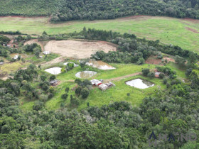 Chácara com 4 Quartos à Venda, 48 m² em Guaraniaçu