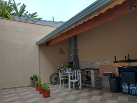 Casa com 4 Quartos à Venda,  em Vila Nova Jundiainópolis - Jundiaí