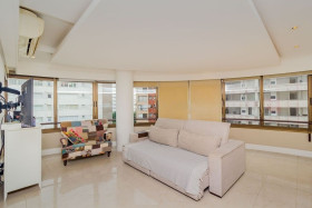 Apartamento com 3 Quartos à Venda, 106 m² em Bela Vista - Porto Alegre