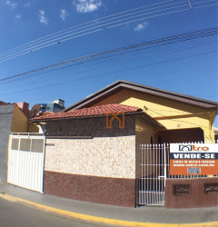 Ponto Comercial à Venda, 208 m² em Centro - Itajubá