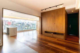 Apartamento com 2 Quartos à Venda, 121 m² em Vila Madalena - São Paulo