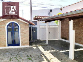 Casa com 3 Quartos à Venda, 199 m² em Nova Lorena - Lorena