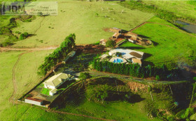 Chácara à Venda, 600.000 m² em Centro - Jacutinga