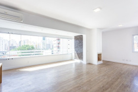 Apartamento com 2 Quartos à Venda, 137 m² em Vila Olímpia - São Paulo