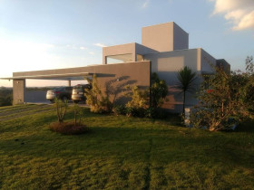 Casa de Condomínio com 4 Quartos à Venda, 1.500 m² em Haras Paineiras - Salto