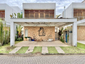 Casa de Condomínio com 3 Quartos à Venda, 207 m² em Granja Viana Ii - Cotia