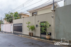 Casa com 3 Quartos à Venda, 320 m² em Planalto Paulista - São Paulo