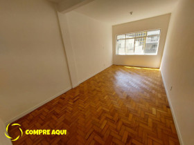 Kitnet com 1 Quarto à Venda, 34 m² em Centro - São Paulo