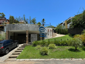 Casa com 4 Quartos à Venda, 369 m² em Piatã - Salvador