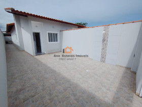 Casa com 2 Quartos à Venda, 130 m² em Gaivota - Itanhaém