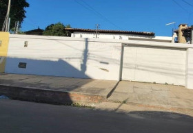 Casa com 3 Quartos à Venda, 160 m² em Saci - Teresina