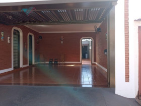 Casa com 4 Quartos à Venda, 130 m² em Jardim Castelo Branco - Ribeirão Preto