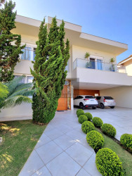 Casa com 4 Quartos para Alugar, 483 m² em Residencial Morada Dos Lagos - Barueri