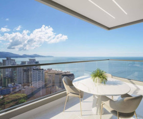 Apartamento com 4 Quartos à Venda, 268 m² em Balneário Perequê - Porto Belo