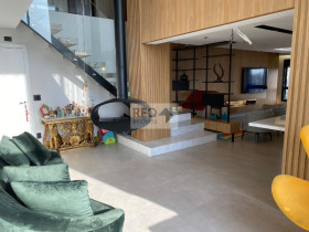 Imóvel com 3 Quartos à Venda, 215 m² em Vila Olímpia - São Paulo