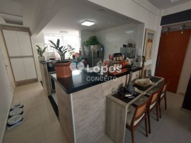 Apartamento com 2 Quartos à Venda, 98 m² em Gonzaga - Santos