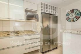 Apartamento com 2 Quartos à Venda ou Locação, 98 m² em Três Figueiras - Porto Alegre
