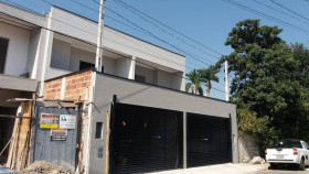 Casa com 4 Quartos à Venda, 160 m² em Jardim Das Indústrias - São José Dos Campos