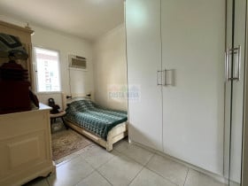 Apartamento com 3 Quartos à Venda ou Locação, 168 m² em Gonzaga - Santos