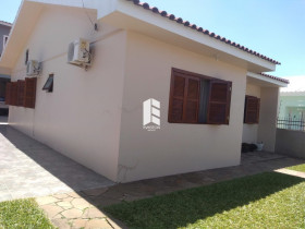 Casa com 3 Quartos à Venda, 70 m² em Pinheiro Machado - Santa Maria