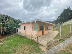 Casa com 2 Quartos à Venda, 70 m² em Pessegueiros - Teresópolis