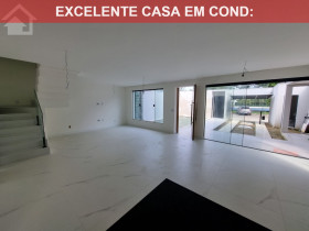 Casa com 4 Quartos à Venda, 190 m² em Vargem Grande - Rio De Janeiro