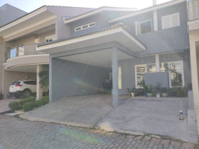 Casa com 3 Quartos à Venda, 198 m² em Sarandi - Porto Alegre