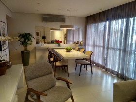 Apartamento com 4 Quartos à Venda, 185 m² em Vila Mariana - São Paulo