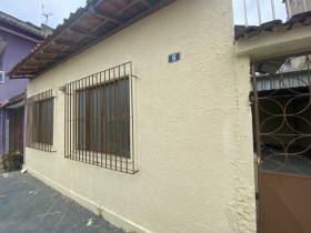 Casa com 2 Quartos à Venda, 84 m² em Saracuruna - Duque De Caxias