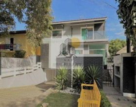 Casa de Condomínio com 3 Quartos à Venda, 350 m² em Granja Viana - Cotia