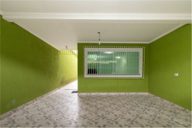 Casa com 3 Quartos à Venda,  em Conjunto Residencial Vista Verde - São Paulo