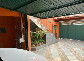 Sobrado com 3 Quartos para Alugar, 150 m² em Jardim Santa Mena - Guarulhos